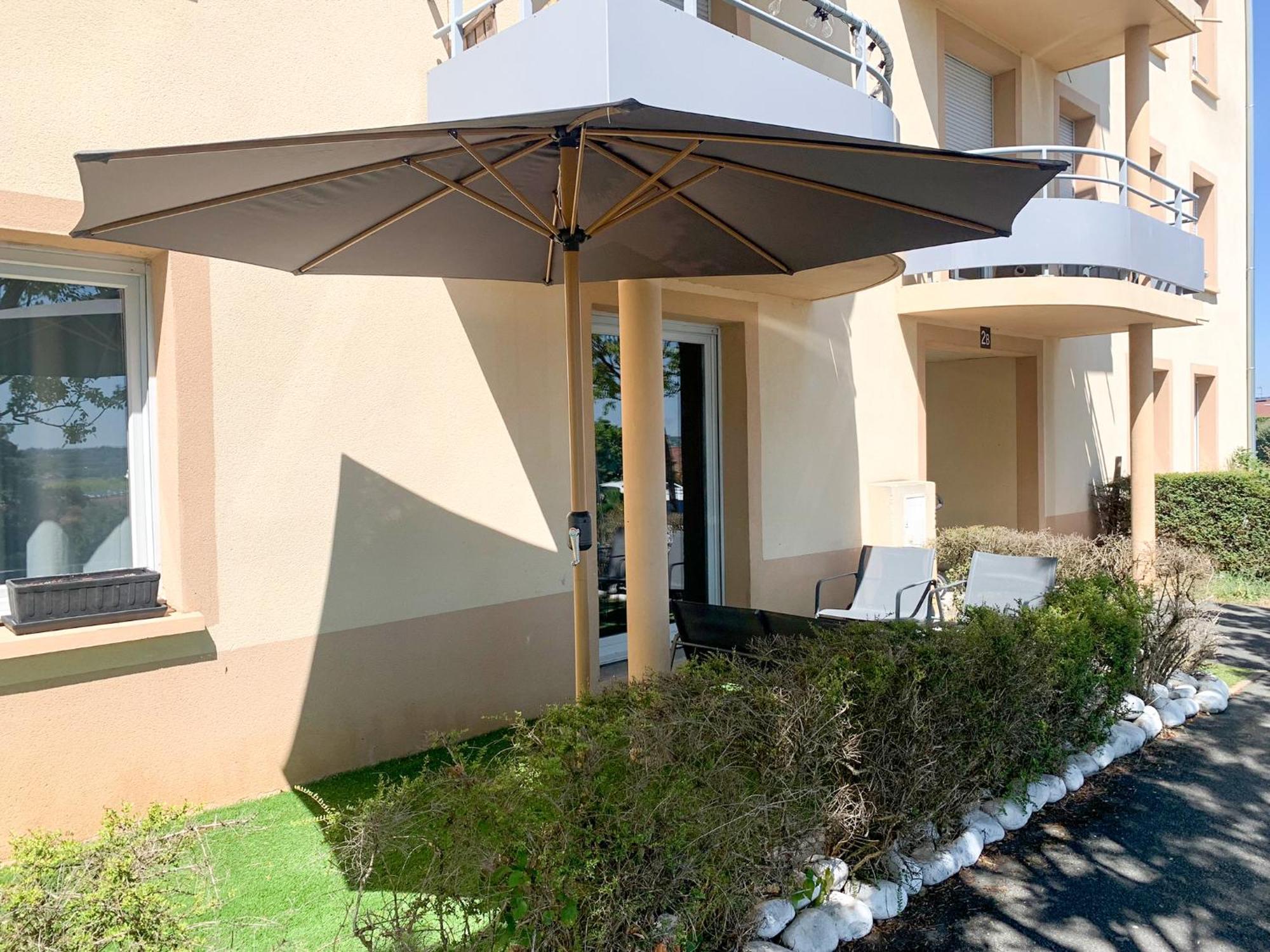 Appartement Les Hauts Du Beaujolais Limas Exterior photo